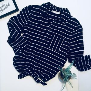 💝 Beach Navy & White Striped Top
